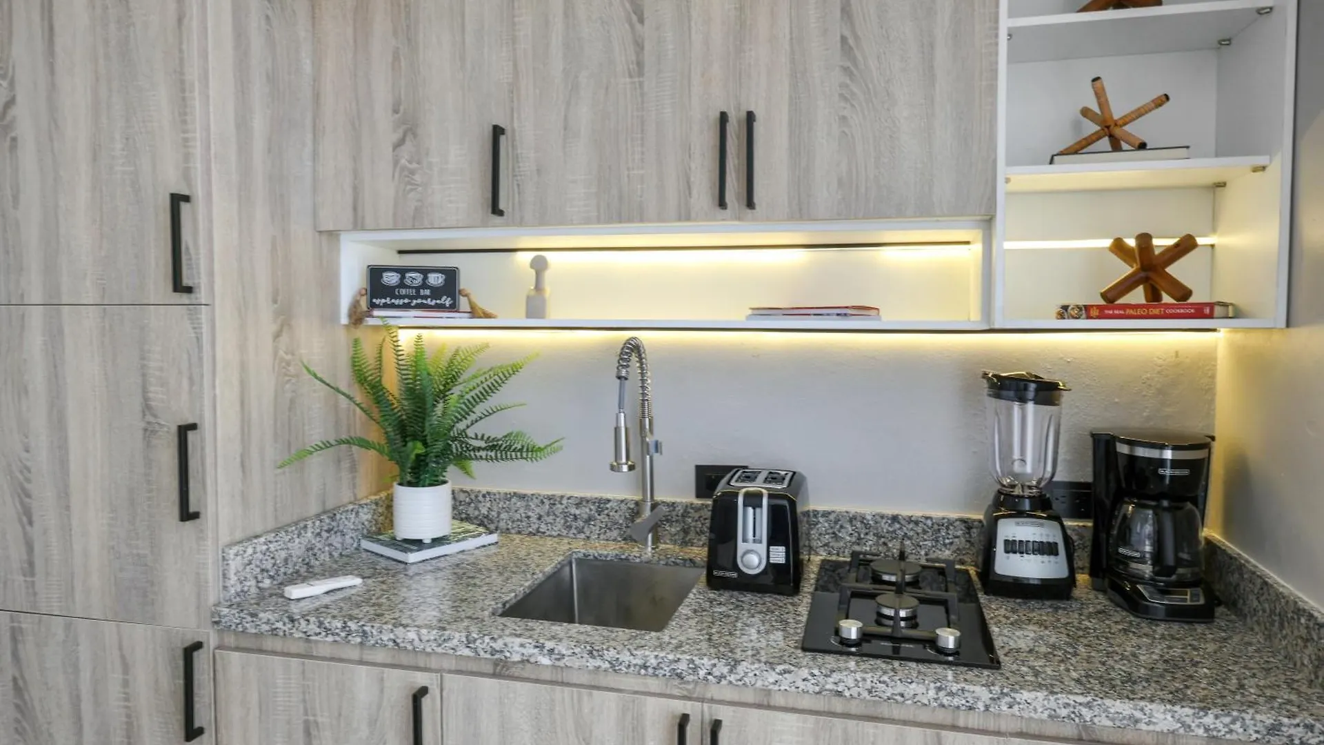 404 Y 504 Luxurious Ph With Jacuzzi Near The Beach La Laguna Apartment