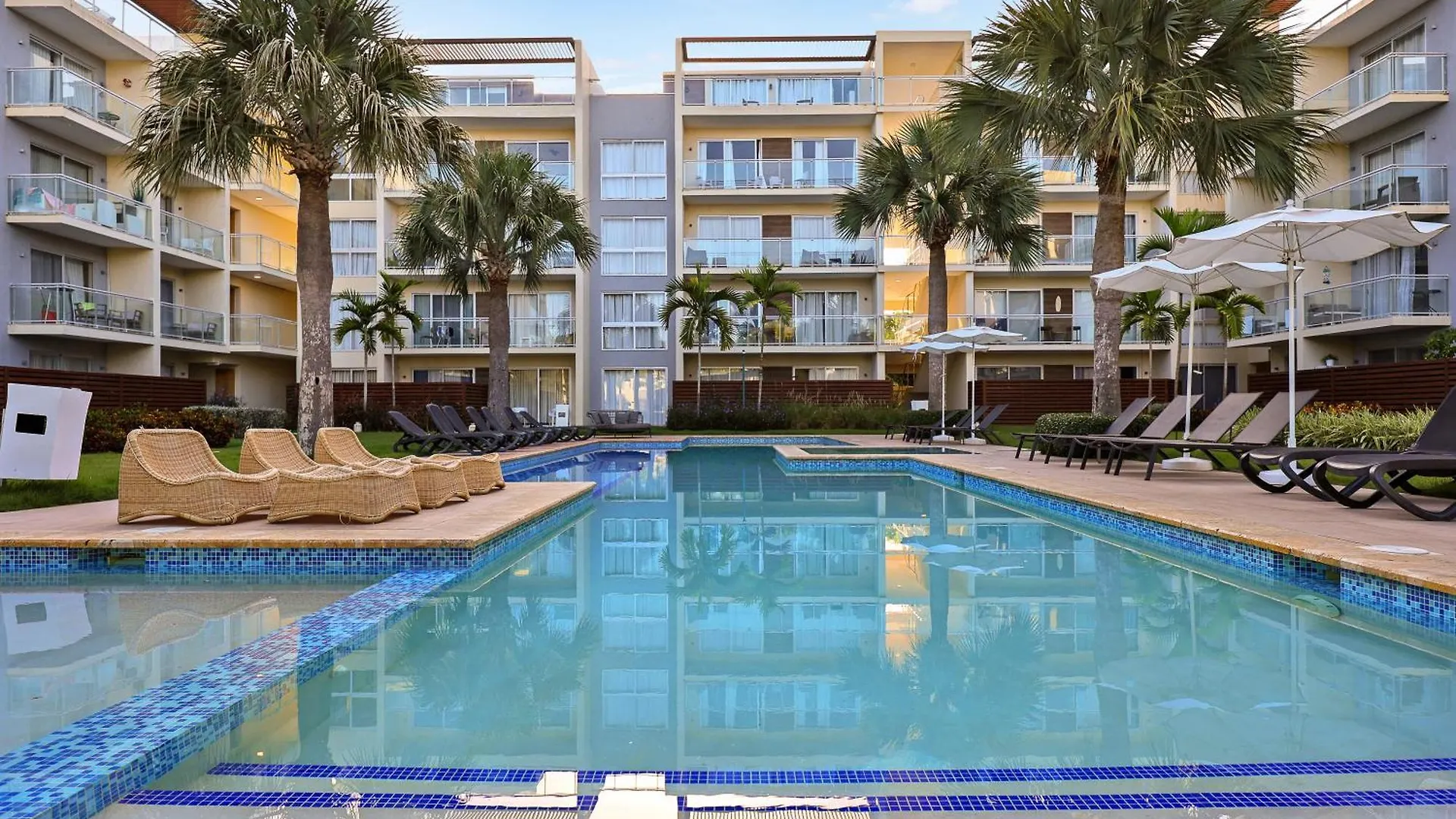 404 Y 504 Luxurious Ph With Jacuzzi Near The Beach La Laguna Apartment
